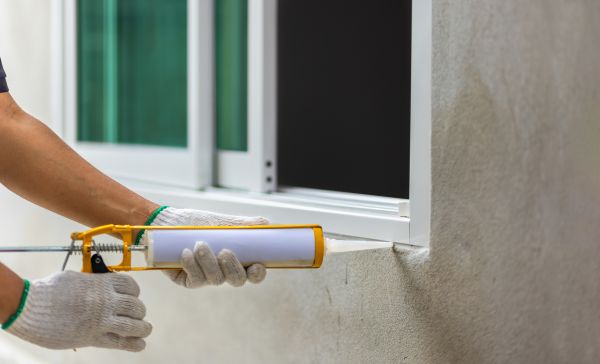 Window Caulking Service in Nashua